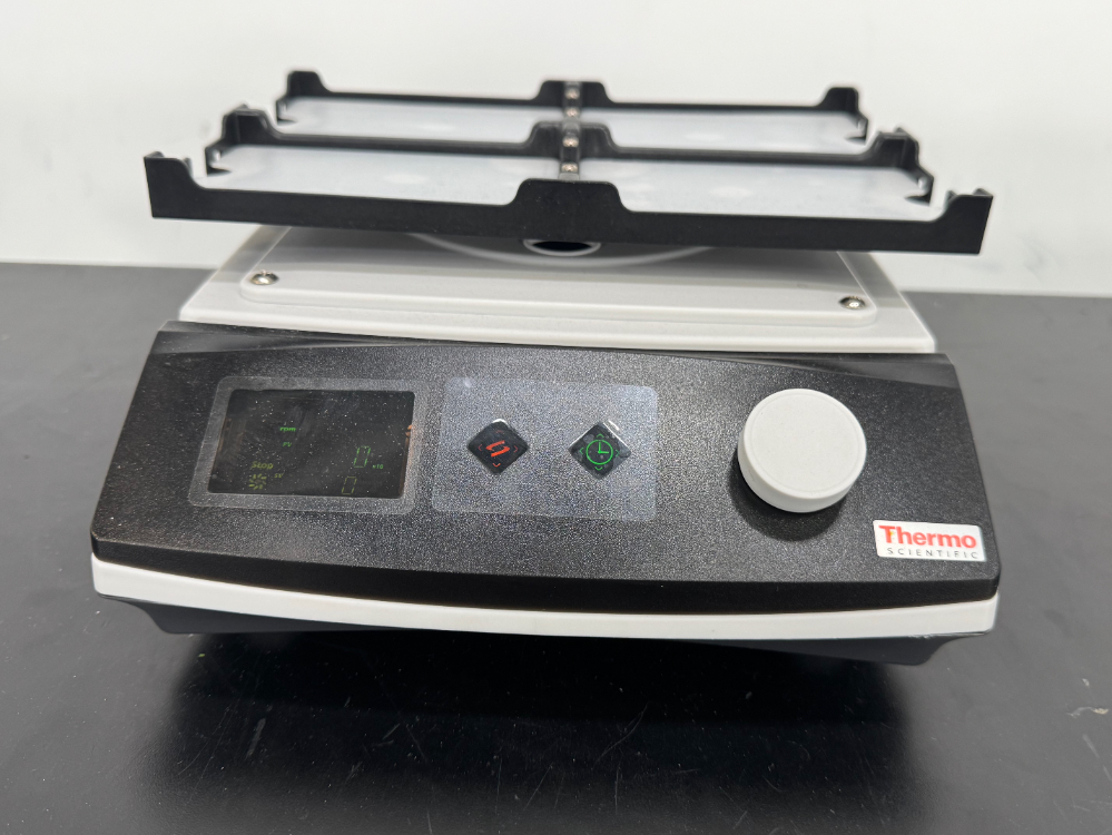Image of Thermo Compact Digital Microplate Shaker
